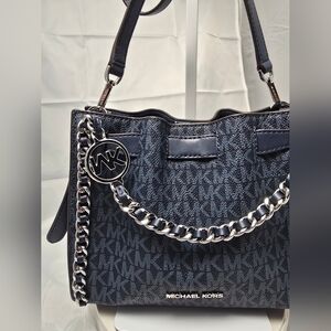 MICHAEL Michael Kors Mina Small Signature Logo Chain Crossbody in Navy/Silver